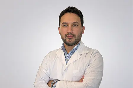 Mariani Gino con el ambo médico, Jefe de servicio de Flebología de Roma